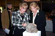 Alice und Ellen Kesserl bei der Eröffung (Foto: Martin Schmitz)