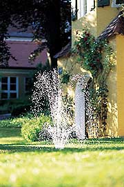  Sommerliche Stimmung im Park des Heilbads Krumbad