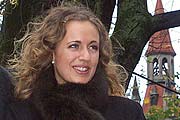 Natalie I. - die neue Faschingsprinzessin 2003 der Narrhalla (Foto: Marikka-Laila Maisel)