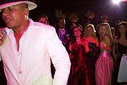 Lou Bega - umschwärmt (Foto: Marikka-Laila Maisel)