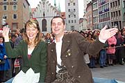 Daniela I. und Philip I. der Würmesia auf dem Marienplatz am 11.11. (Foto: Martin Schmitz)