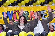Tanja I. und Armin I. sind das neue Wuermesia Prinzenpaar 2005. Wir haben eine Fotogalerie vom Marienplatz für Sie (Foto: Martin Schmitz)