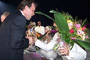 Der Olympy ist wohl Daisys neuer Freund (Foto: Martin schmitz)