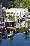 Vendig Kanal mit untergehender Gondel