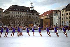 Synchroneisläuferinnen des ERC (Foto: Martin Schmitz)