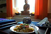 imFenster Buddah No. 2 Buddah & Essen (Bild: Marikka-Laila Maisel)t