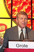 Jim Grote, Vater von Donatos
