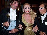 Show Diva Glora Gray in festem Griff (Foto : MartiN Schmitz)