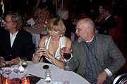 Nummerntausch: Veronica Ferres und John Malkovich (Foto: Martin Schmitz)