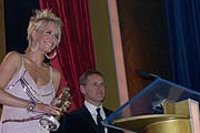 Sarah Connor wurde als "Music Artist of the Year" mit einer DIVA ausgezeichnet (Foto: Martin Schmitz)