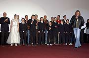 Nach dem Film werden dem Premierenpublikum noch einmal alle Mitwirkenden vorgestellt. Auch die, die man vor der Kamera nie zu sehen bekommt.