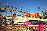 Feuer & Eis vor der Wildwasserbahn