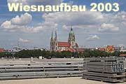 Wiesnaufbau, erste Fotos vom 11.07.2003 (Foto: Martin Schmitz)