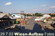 Wiesnaufbau 29.07.2003 (Foto: Martin Schmitz)