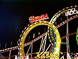 Olympia Looping bei Nacht (Bild)