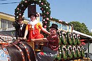 Der Festwagen von Augsutiner mal anders (Foto: Marikka-Laila Maisel)