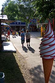 Hamburger, Eis - alle sgibt es auf dem Little O (Foto: Martin Schmitz)