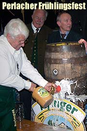 Volksfest Nr. 2 der Saison am Freitag beann am Freitag das Perlacher Frühlingsfest (Foto: Martin Schmitz)