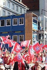 15.000 feierten auch 2017 in München auf den Straßen und auf dem Marienplatz (©Foto: Martin Schmitz)