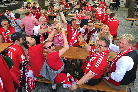 FC Bayern München ist Deutscher Meister 2018: Paulaner Biergartenfeier im Biergarten des „Paulaner am Nockherberg“ mit den Bayern am 12.05.2018 (©Foto: Martin Schmitz)