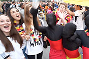 gefeiert wurde  am Abend des 26.06.2014 auf der Leopoldstraße nach dem 1:o Deutschland vs. USA (©Foto: Martin Schmitz)