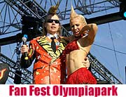 Fußball-WM 2006: Live-Übertragung der WM-Spiele: Vier Wochen Fan Fest und „Public Viewing” im Olympiapark (Foto: Nathalie Tandler)
