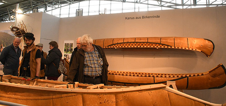 Exempla 2023: Thema Bootsbau - z.B. Boote aus sibirischer Rinde©Foto: Ingrid Grossmann