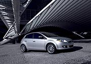 ab 24.03.2007 im Handel: der neue FIAT Bravo (Foto. FIAT)