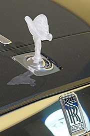 2012 Ghost "Art Deco Collection" mit leuchtender "Spirit of Ecstasy"aus transparentem Makrolon (©Foto:Martin Schmitz)