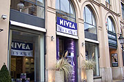 Maximiliansstr. 25: für 10 Tage ein NIVEA Pop-Up Store (©Foto: Marikka-Laila Maisel)