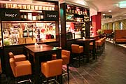 schon jetzt Premium: die Restaurant-Etage des "Le Buffet" im Oberpollinger (Foto. Martin Schmitz)