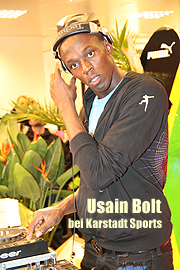 UsainBolt bei Karstadt Sports als DJ (@Foto: MartiN Schmitz)