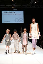 AMD Graduate Fashion Show NEXT.18 "Momentum" (©Foto: Martin Schmitz)