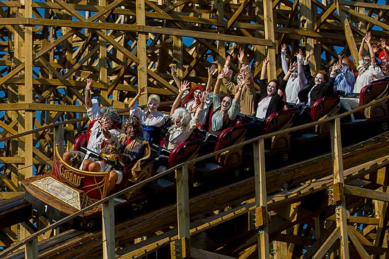  rasanten Achterbahnfahrt mit dem „Pumpkin Coaster“ Foto SKUB Fotostudio für Europapark