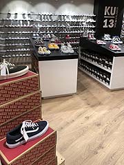 KU13 Sneakerlabor bei Schuh Mücke im DasEinstein