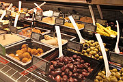 tegut.. Fleisch- und Wurstabteilung (©Foto: Marikka-Laila Maisel)