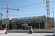Blick auf die Baustelle vom Bahnhof Pasing aus im Juli 2010 (Foto: Martin Schmitz)