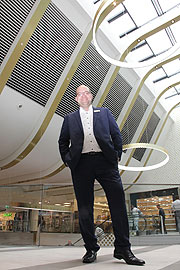 Center Manager Axel Haug feiert am 17.05.2018 Eröffnung des neugestalteten PEP Einkaufszentrum München-Neuperlach (©Foto: Martin Schmitz)
