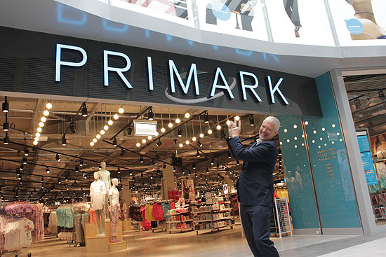 Wolfgang Krogmann, Generaldirektor Primark Mode Ltd.&Co KG feiert am 17.05.2018 Eröffnung des ersten bayerischen PRIMARK im Rahmen des neugestalteten PEP Einkaufszentrum München-Neuperlach (©Foto: Marikka-Laila Maisel)