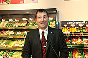 REWE City München  Bahnhofsplatz Marktleiter Christian Dell (©Foto: MartiN Schmitz)