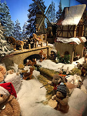 Steiff Weihnachtszauber 2014 im Schaufenster der Galeria Kaufhof am Marienplatz München (©Foto. Martin Schmitz)