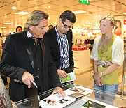 Otto Kern im Gespräch mit Constanze Maurer (Foto: Martin Schmitz)