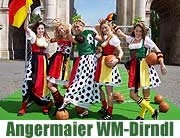 Heiße Kurven im WM-Dirndl. Trachten-Angermaier präsentiert das weltweit einzigartige WM-Dirndl (Foto: Marikka-Laila Maisel)