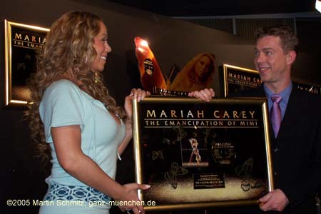 051130mariah_carey49