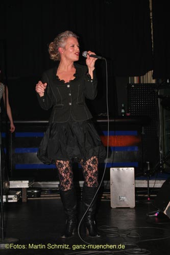061130ina_mueller_21