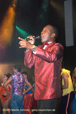 051103vivacuba_pr30