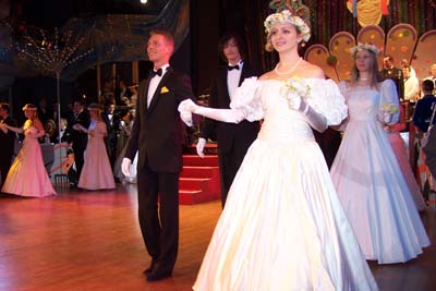 05narrhalla_debuetanten03