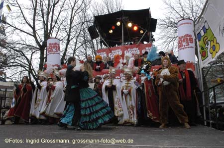 060228ig1_marktfrauen176