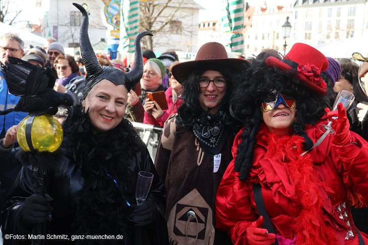 240213marktfrauen043