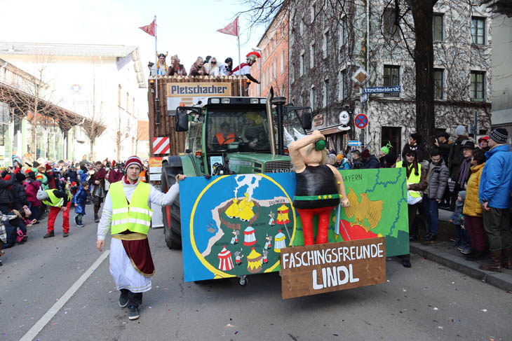 230212faschingszug055
